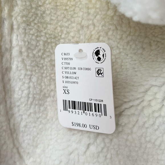 NEW Size XS Free People Hit The Slopes Printed Fleece Teddy Sherpa Ivory Jacket - Picture 4 of 10